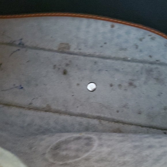 Dooney & Bourke White Leather Bag with Brown Logo - Picture 13 of 15